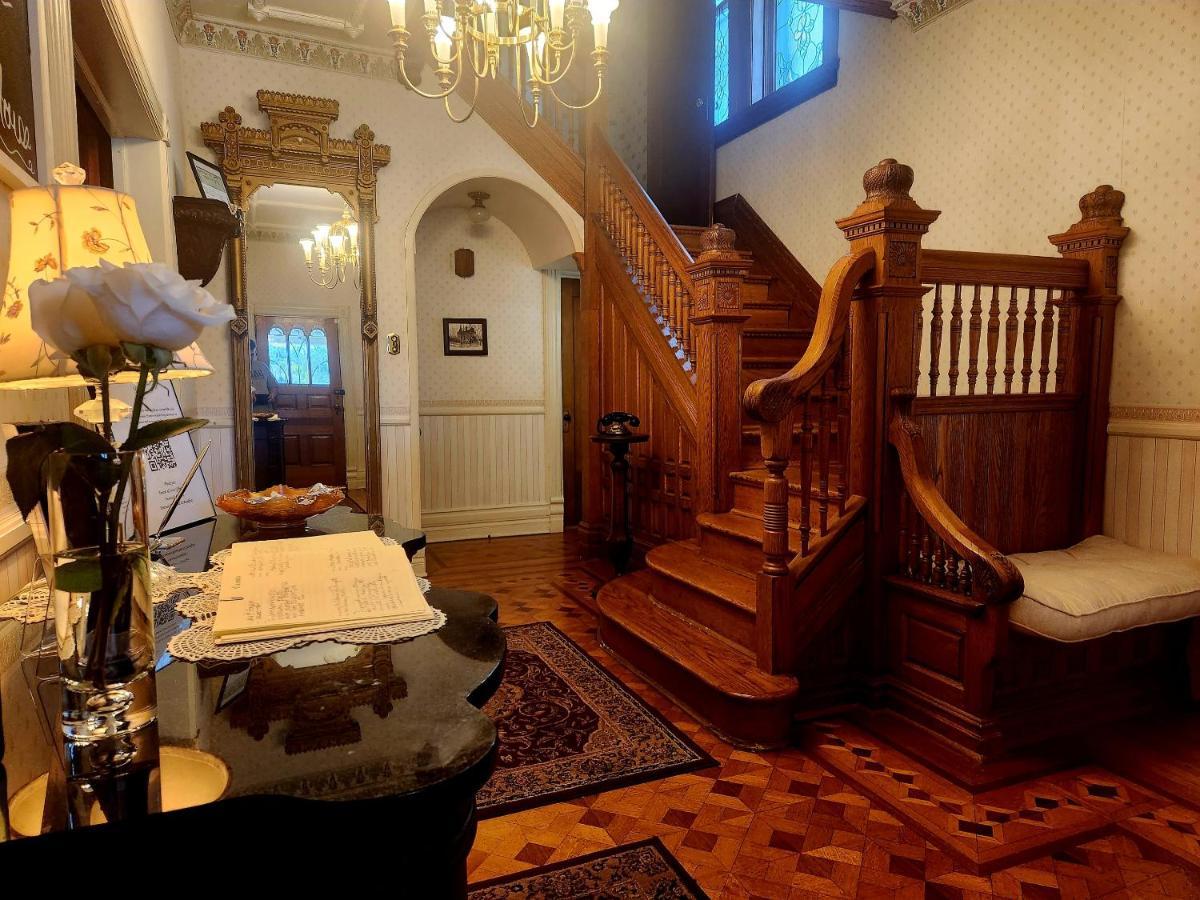 Downen House Bed & Breakfast Πουέμπλο Εξωτερικό φωτογραφία
