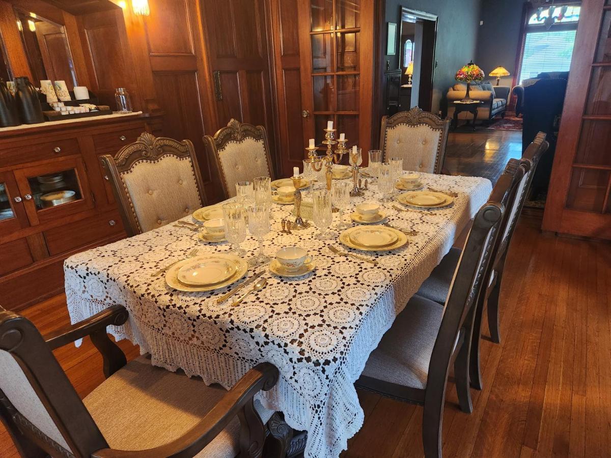 Downen House Bed & Breakfast Πουέμπλο Εξωτερικό φωτογραφία