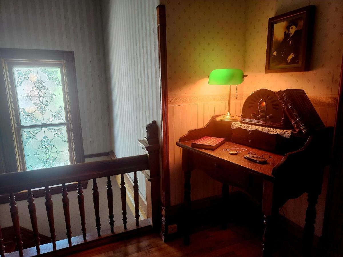 Downen House Bed & Breakfast Πουέμπλο Εξωτερικό φωτογραφία